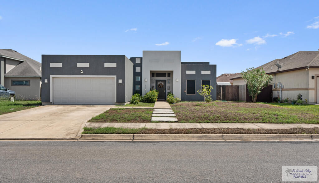 Property Photo: 6628 Woodlands Ave. TX 78526