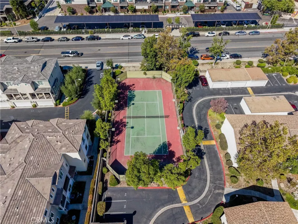 Property Photo:  960 East Bonita Ave #14  CA 91767 