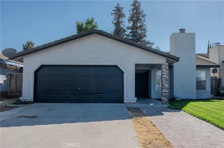 Property Photo:  6937 Lawrence Court  CA 95388 