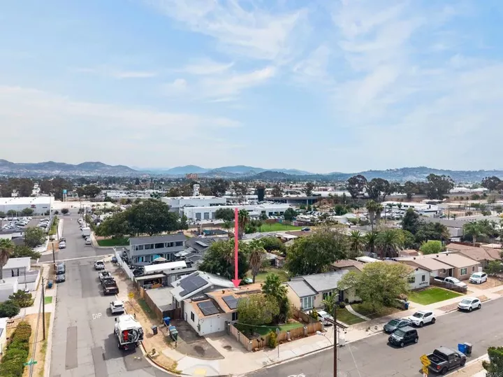 Property Photo:  547 El Monte Road  CA 92029 