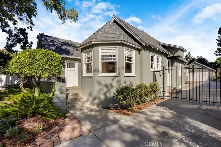 Property Photo:  14127 Lemay  CA 91405 