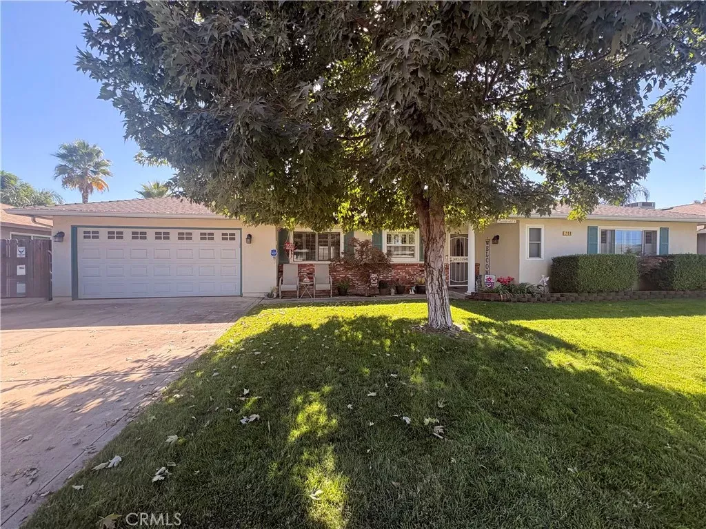 Property Photo: 208 Leslie Drive CA 95301