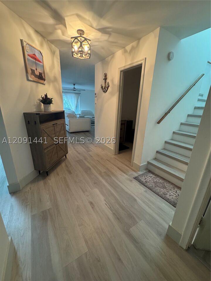 Property Photo: 3124 Spanish Trl FL 33483