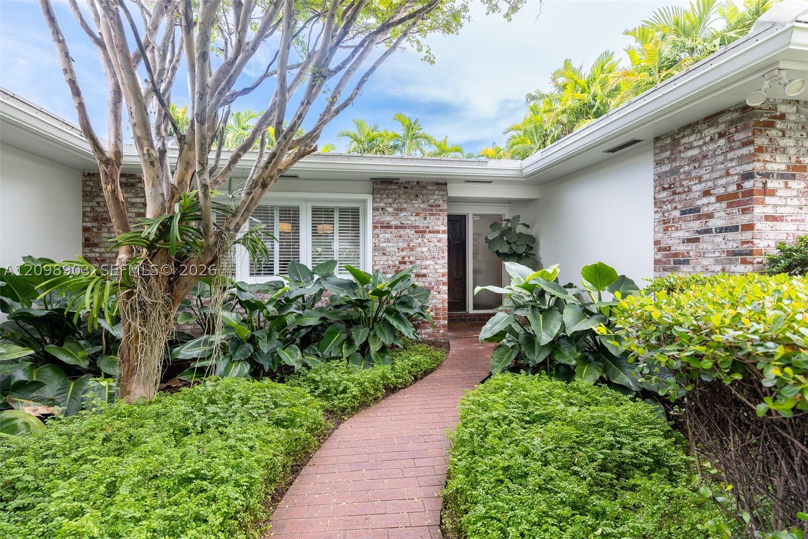Property Photo: 6915 Barquera St 0 FL 33146