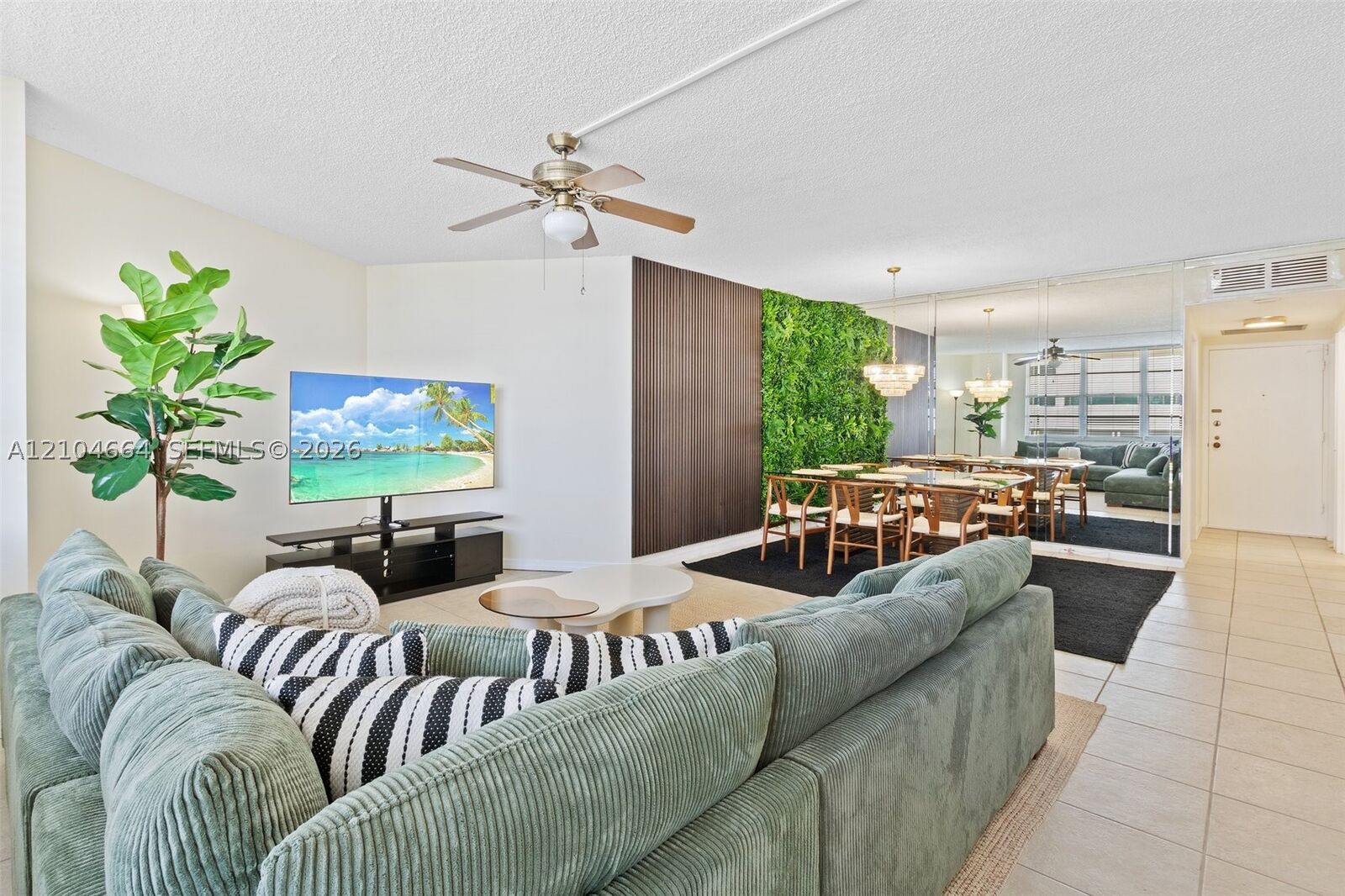 Property Photo:  3725 S Ocean Dr 921  FL 33019 