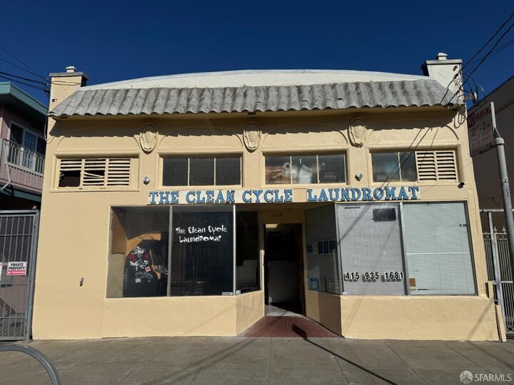 Property Photo:  1452-1454 48th Avenue  CA 94122 