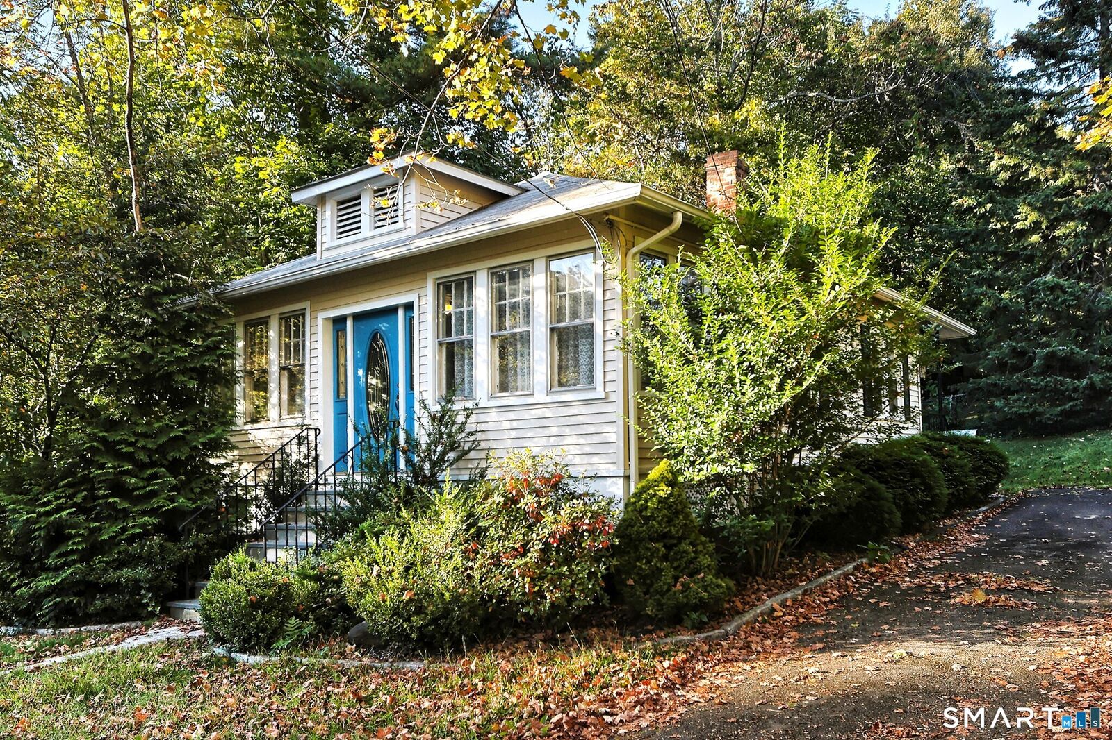 Property Photo:  35 Forest Street  CT 06518 