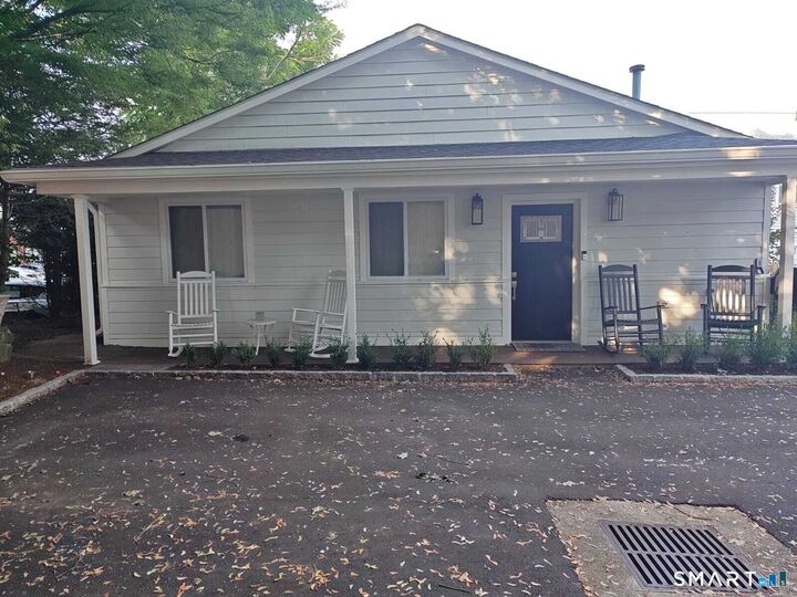 Property Photo:  41 Valley Road Cottage  CT 06831 