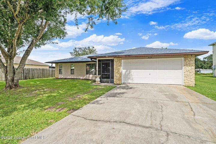 Property Photo:  855 Altamira Street NW  FL 32907 