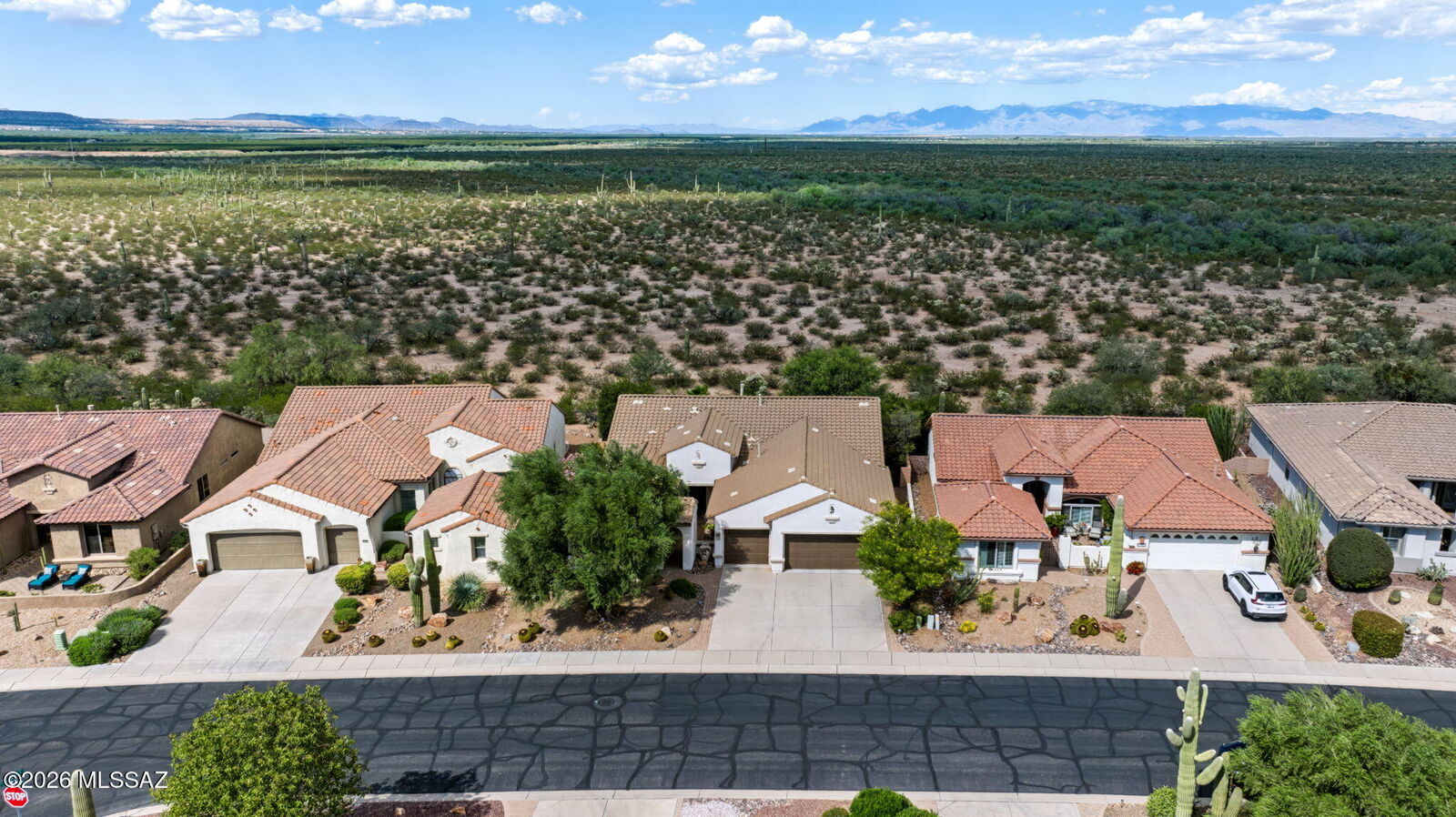 Property Photo:  1961 N Laguna Oaks Drive  AZ 85614 