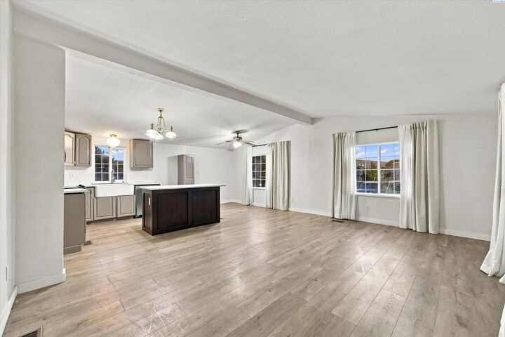 Property Photo: 332 Buckwheat Court WA 99353