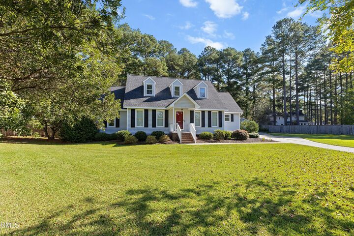 Property Photo:  5 Kentwood Drive  NC 27577 