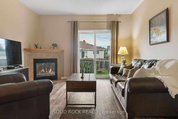 Property Photo:  16 Moe Robillard Street  ON K7S 0C2 