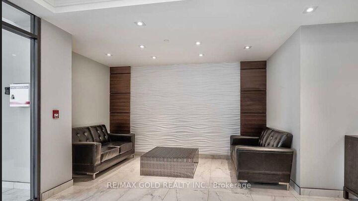 Property Photo:  620 Sauve Street 406  ON L9T 9A5 
