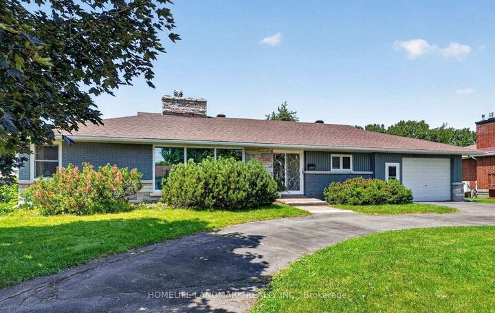 Property Photo: 1215 Princess Street ON K6J 1S2