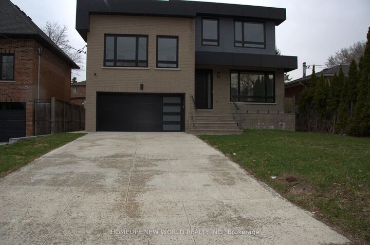 Property Photo: 150 Viewmount Avenue ON M6B 1T7