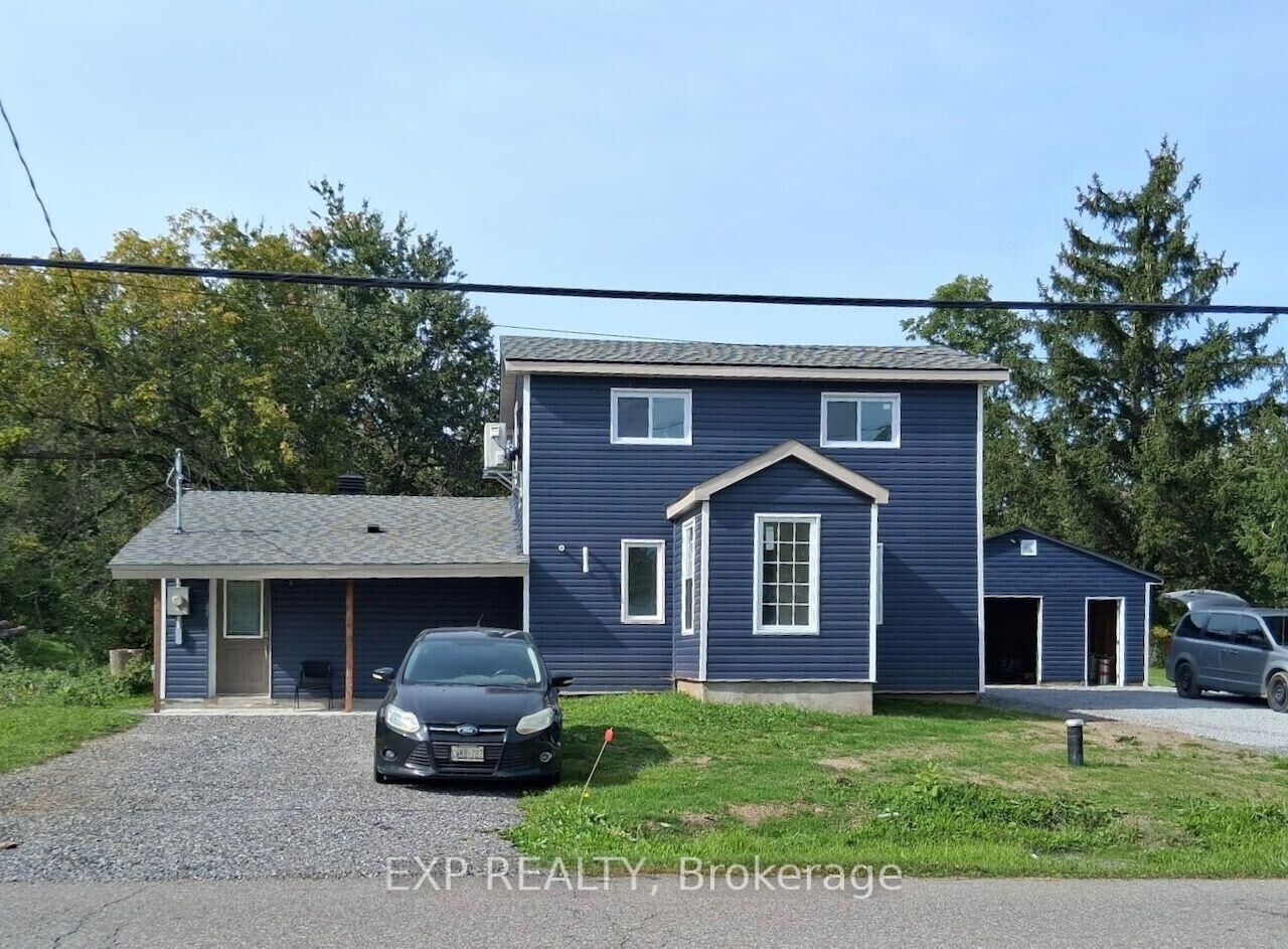 Property Photo: 7771 Lawrence Street ON K0A 3J0