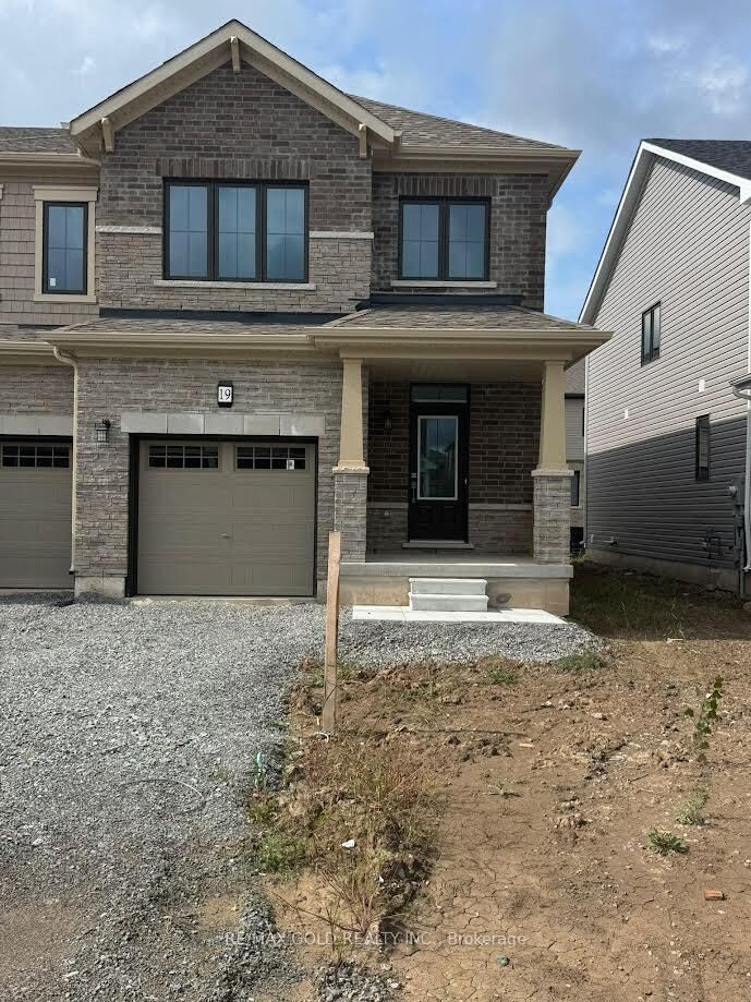 Property Photo:  19 Lemon Avenue  ON L0S 1K0 