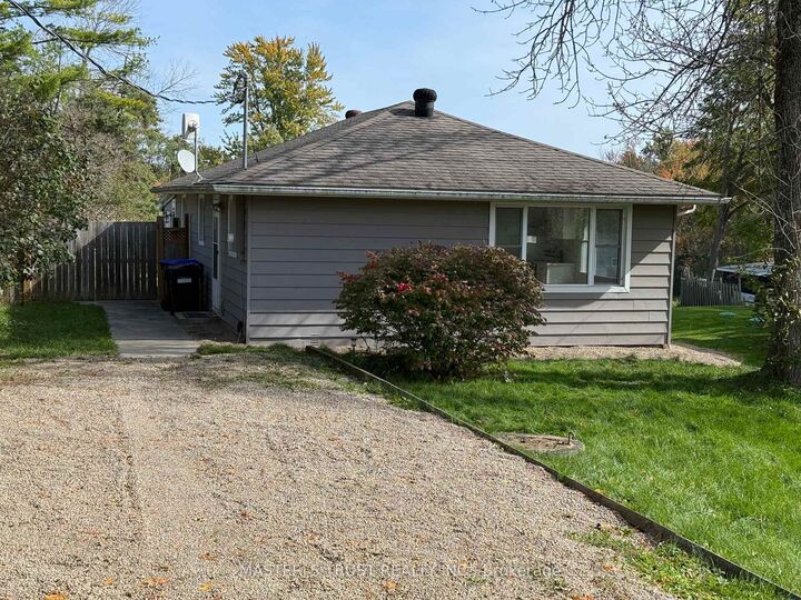 Property Photo: 3965 Hilltop Road ON L3V 6H7