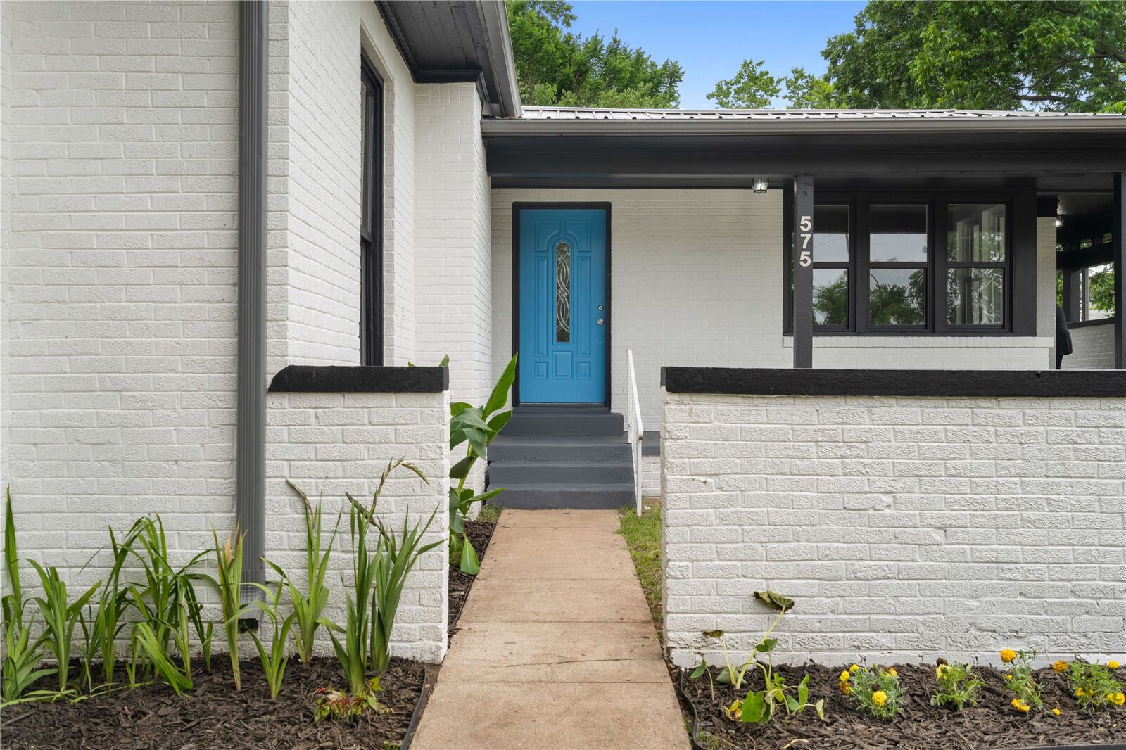 Property Photo:  575 N 7th Street  OK 74401 