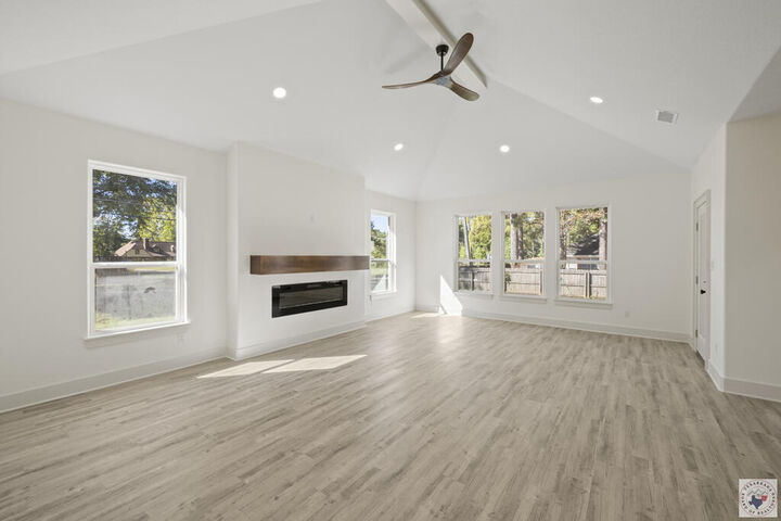 Property Photo:  6001 N Park Rd  TX 75503 