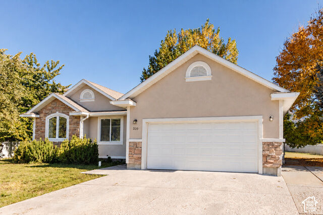Property Photo: 320 N 280 W UT 84332