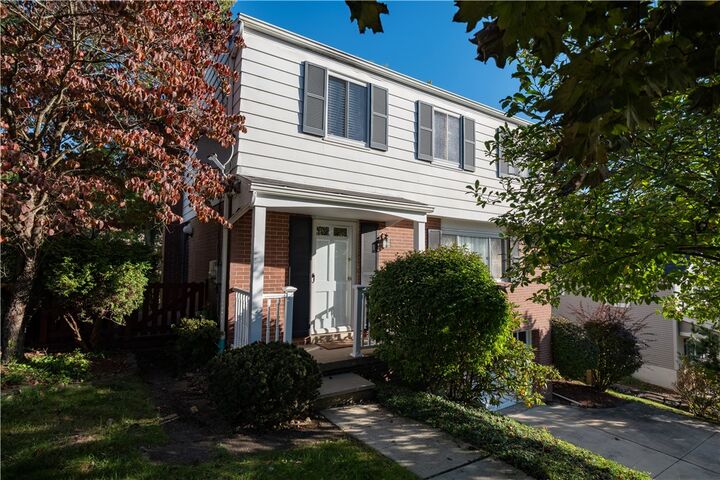 Property Photo:  172 Chickasaw Ave  PA 15237 
