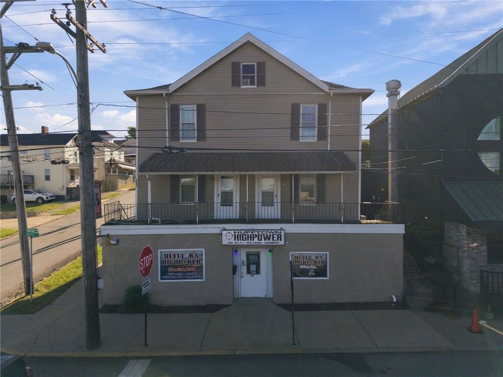 Property Photo:  1501 Broad Street  PA 15601 