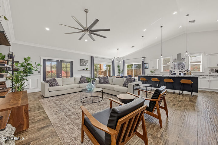 Property Photo: 503 W Sundance Way AZ 85225
