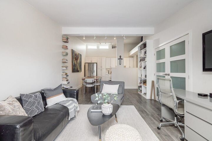Property Photo:  2333 Triumph Street 408  BC V5L 1L4 