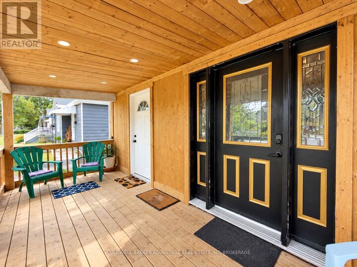 Property Photo:  125 Omer Avenue  ON L3K 3Y5 