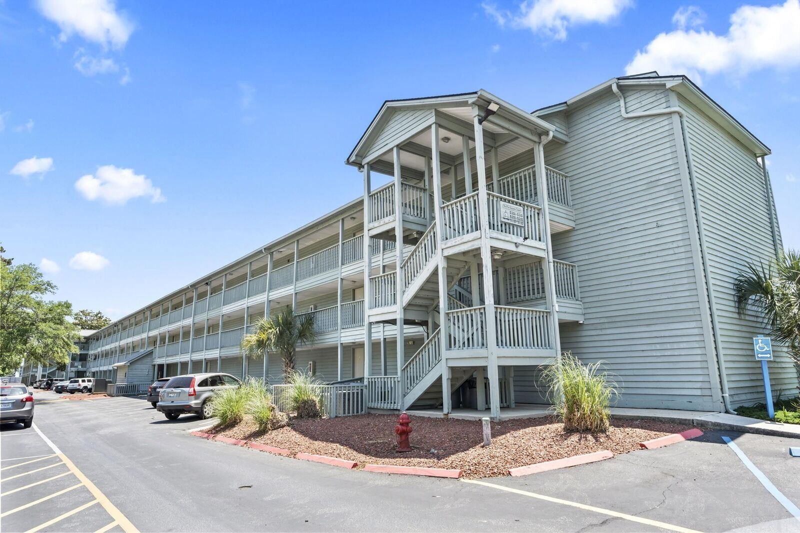 Property Photo: 5905 S Kings Hwy. 5306 SC 29575