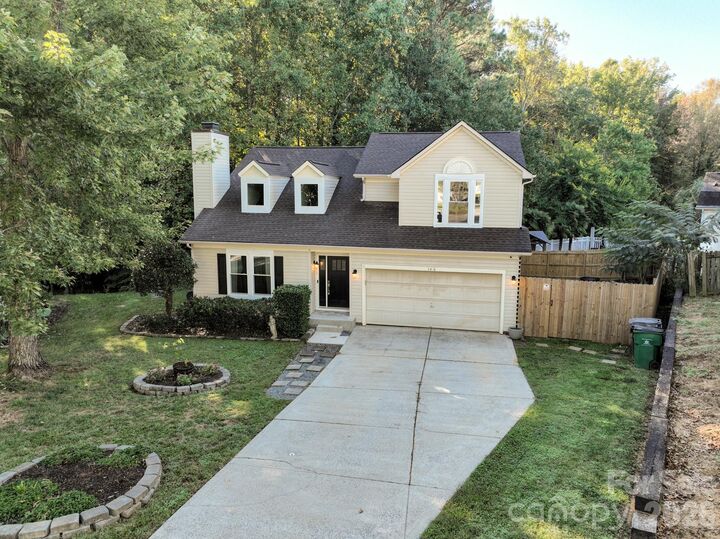 Property Photo: 5418 Groveton Court 55 NC 28269