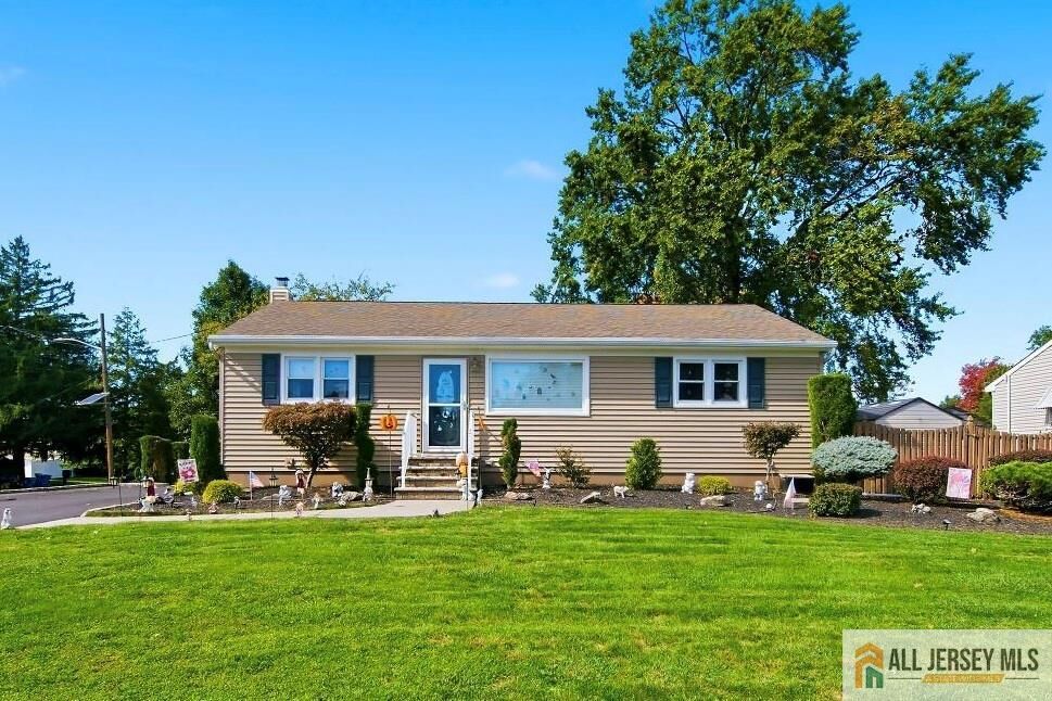 Property Photo:  121 Hadley Street  NJ 08854 