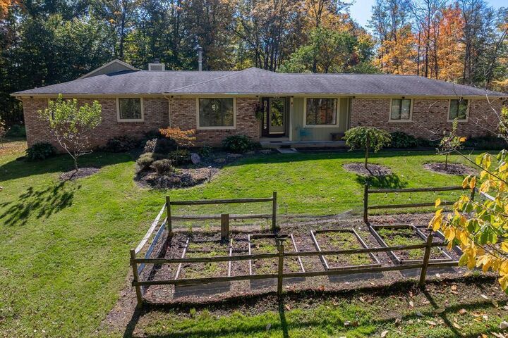 Property Photo:  114 Ponder SW Place  OH 43062 