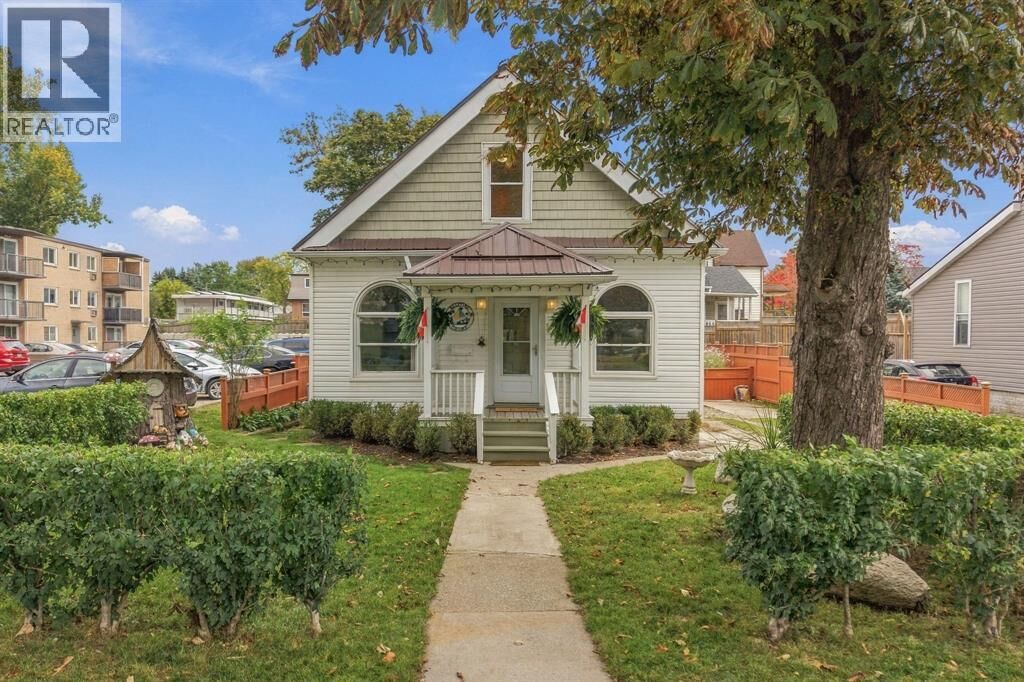 Property Photo:  276 Christina Street South  ON N7T 2N3 