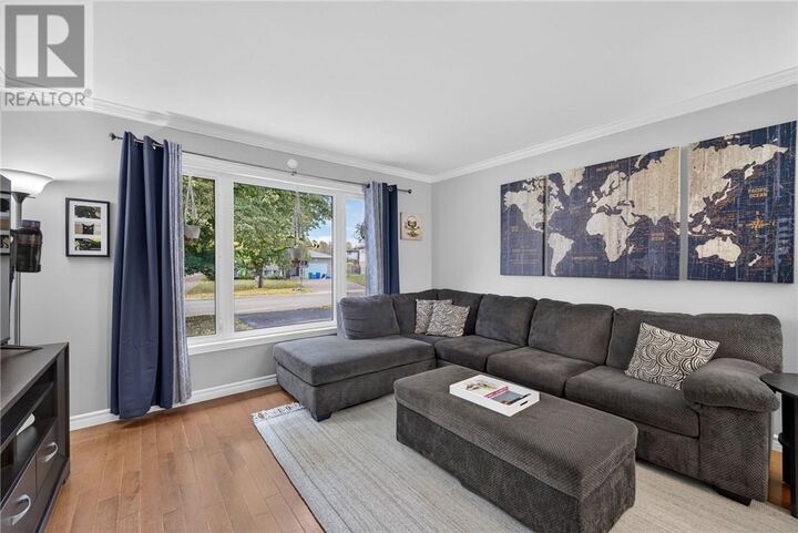 Property Photo:  1785 Graywood Drive  ON P3A 5S5 