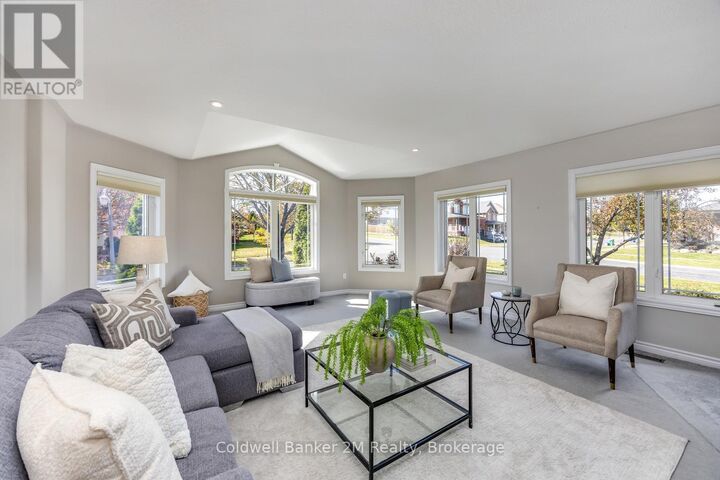 Property Photo:  504 Settler's Ridge Northwest  ON K9L 2A6 