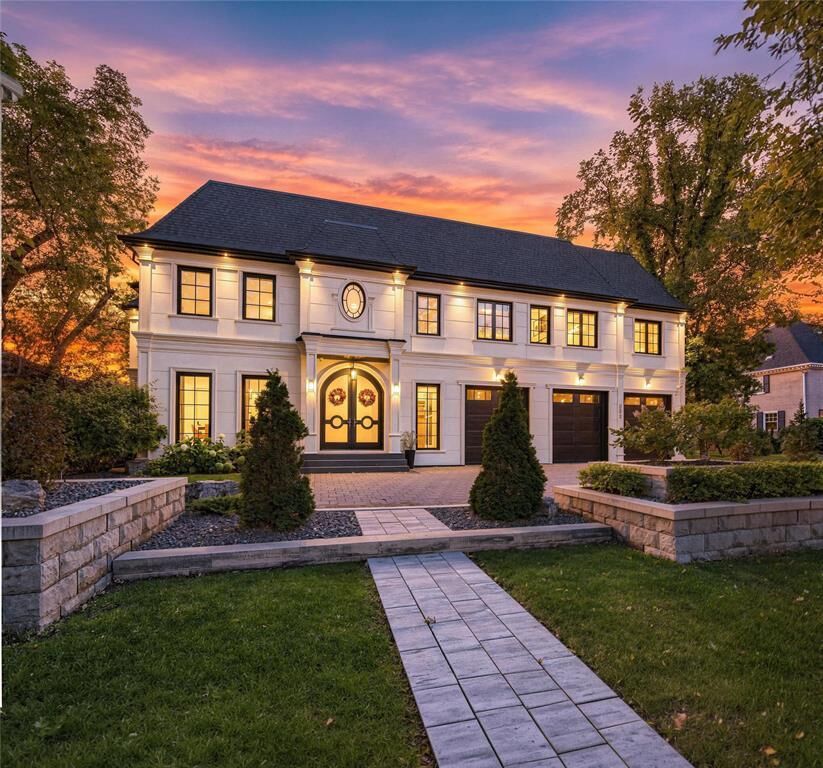Property Photo: 232 Lamont Boulevard MB R3P 0E9