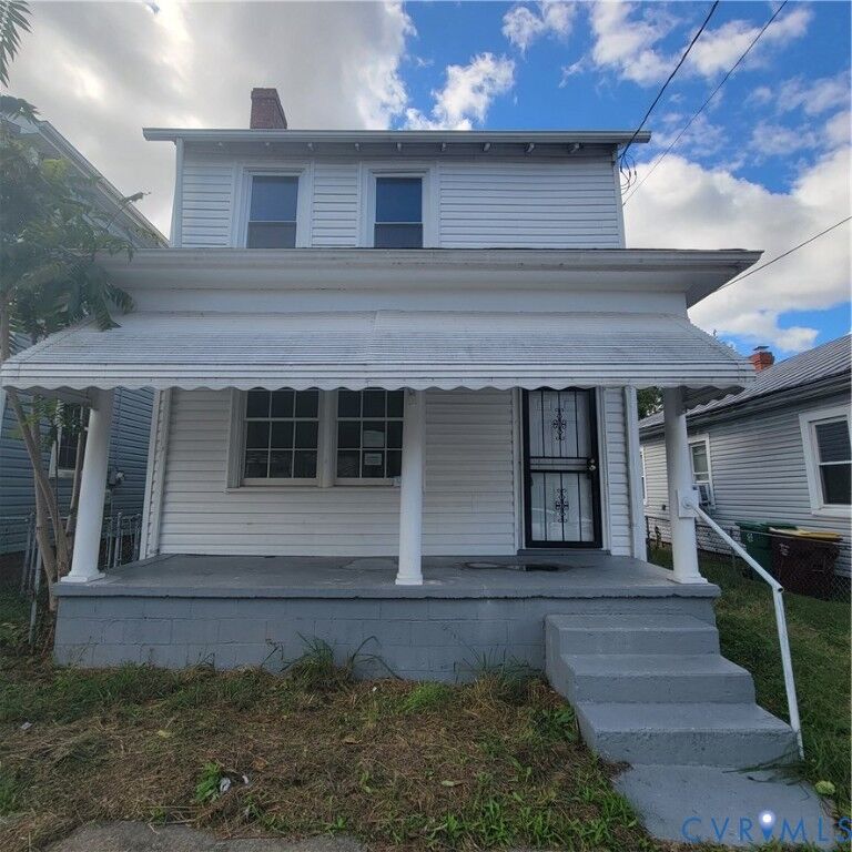 Property Photo:  612 S Adams Street  VA 23803 