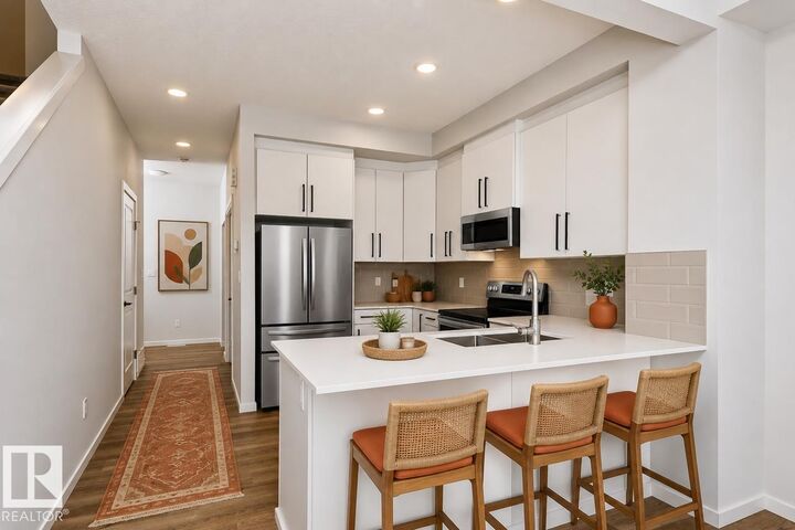 Property Photo:  2097 Egret Drive NW  AB T6M 3R5 