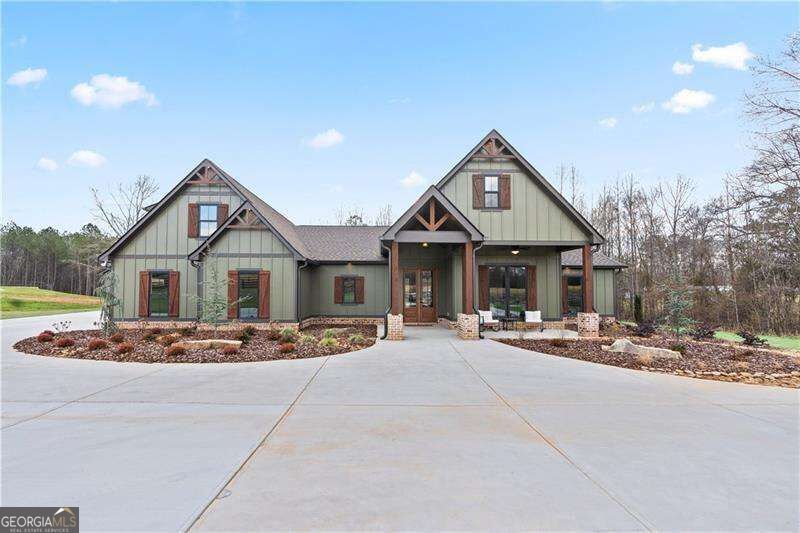 Property Photo:  645 W Hickory Level Road  GA 30180 