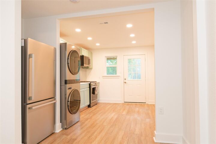 Property Photo: 207 Rippetoe Street TX 77833