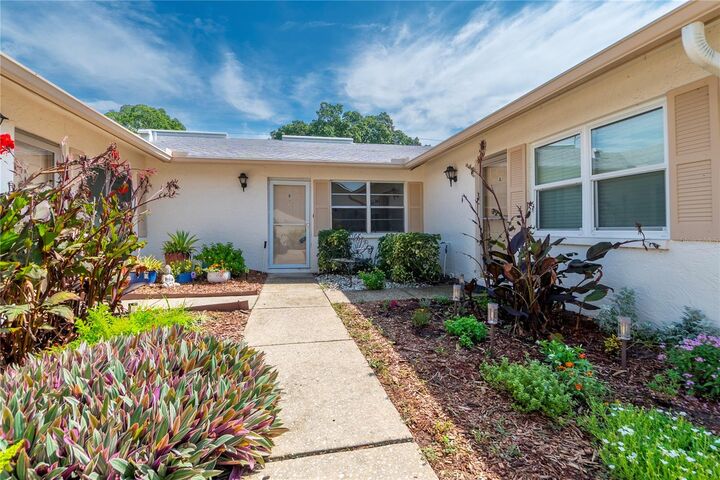Property Photo: 3114 37th Lane S B FL 33711
