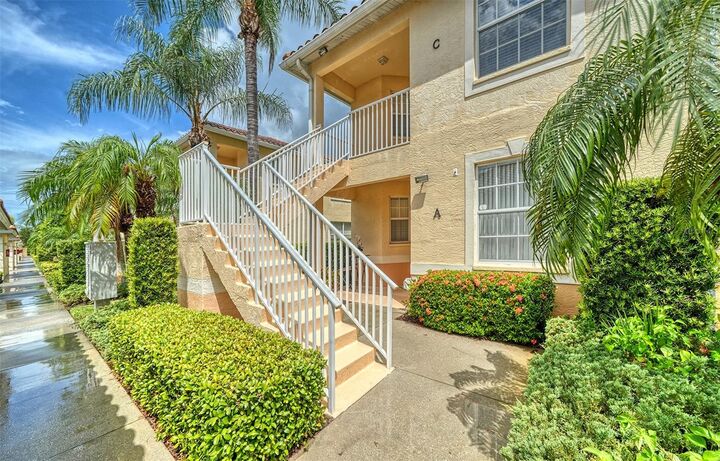 Property Photo: 4202 Vicenza Drive A23 FL 34293