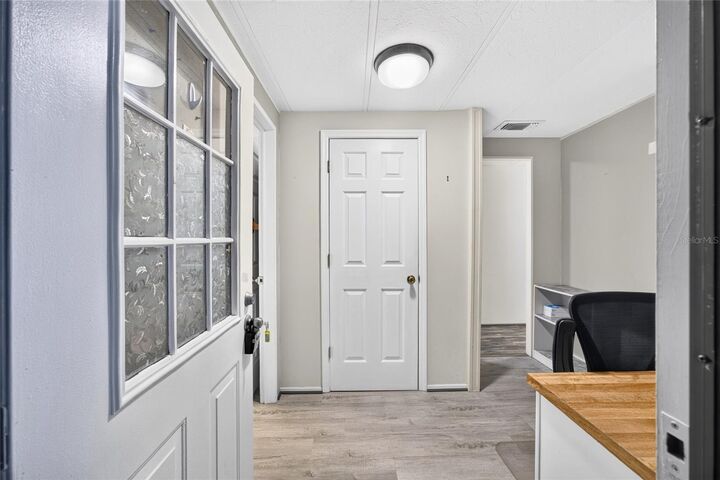 Property Photo:  305 S Timber Trail  FL 34785 
