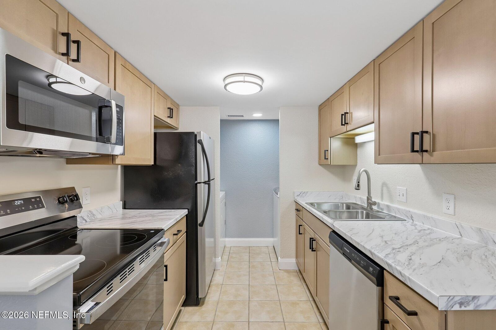Property Photo: 3737 Loretto Road 305 FL 32223