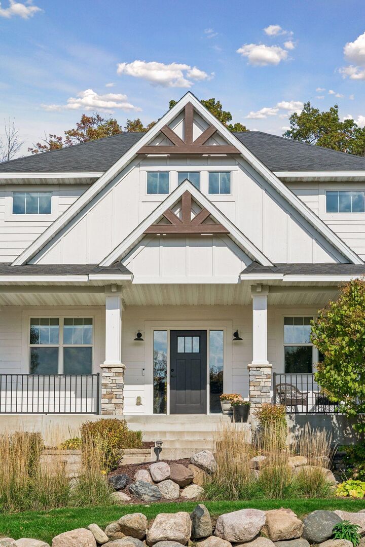 Property Photo: 14610 4th Avenue N MN 55447