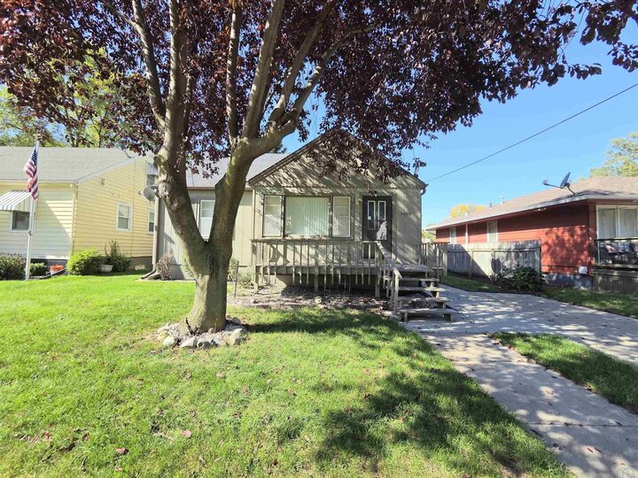 Property Photo:  1605 S Cleveland St  IA 51106 