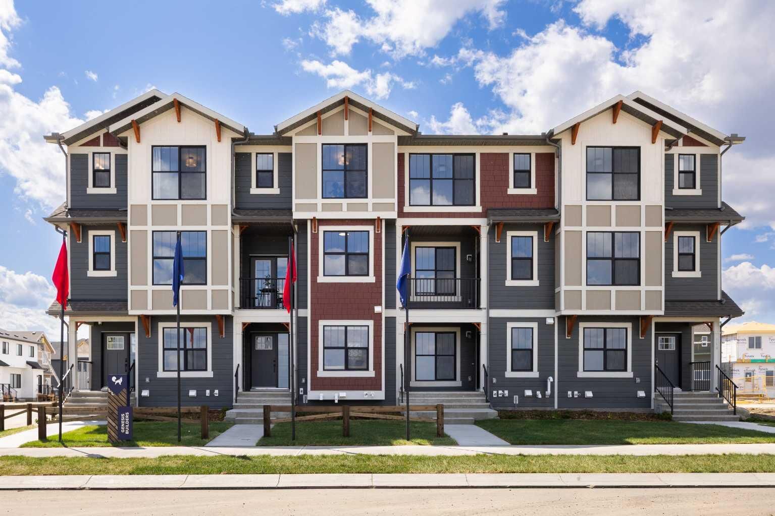 Property Photo:  150 Wild Rose Way SE  AB T3M 4A1 
